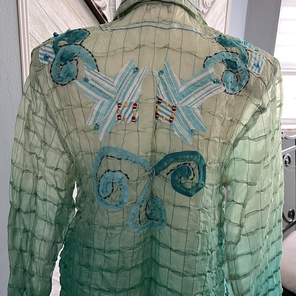 Sandy 100% silk, crinkle top, aqua and turquoise size large - Picture 3 of 10